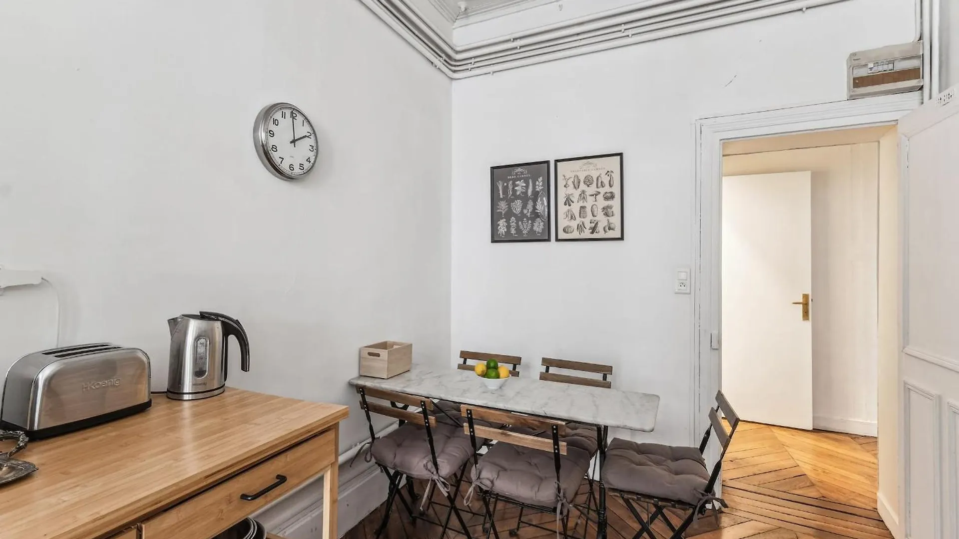 Bnbnova - 4Br - Le Marais & Hotel De Ville Paris Apartment