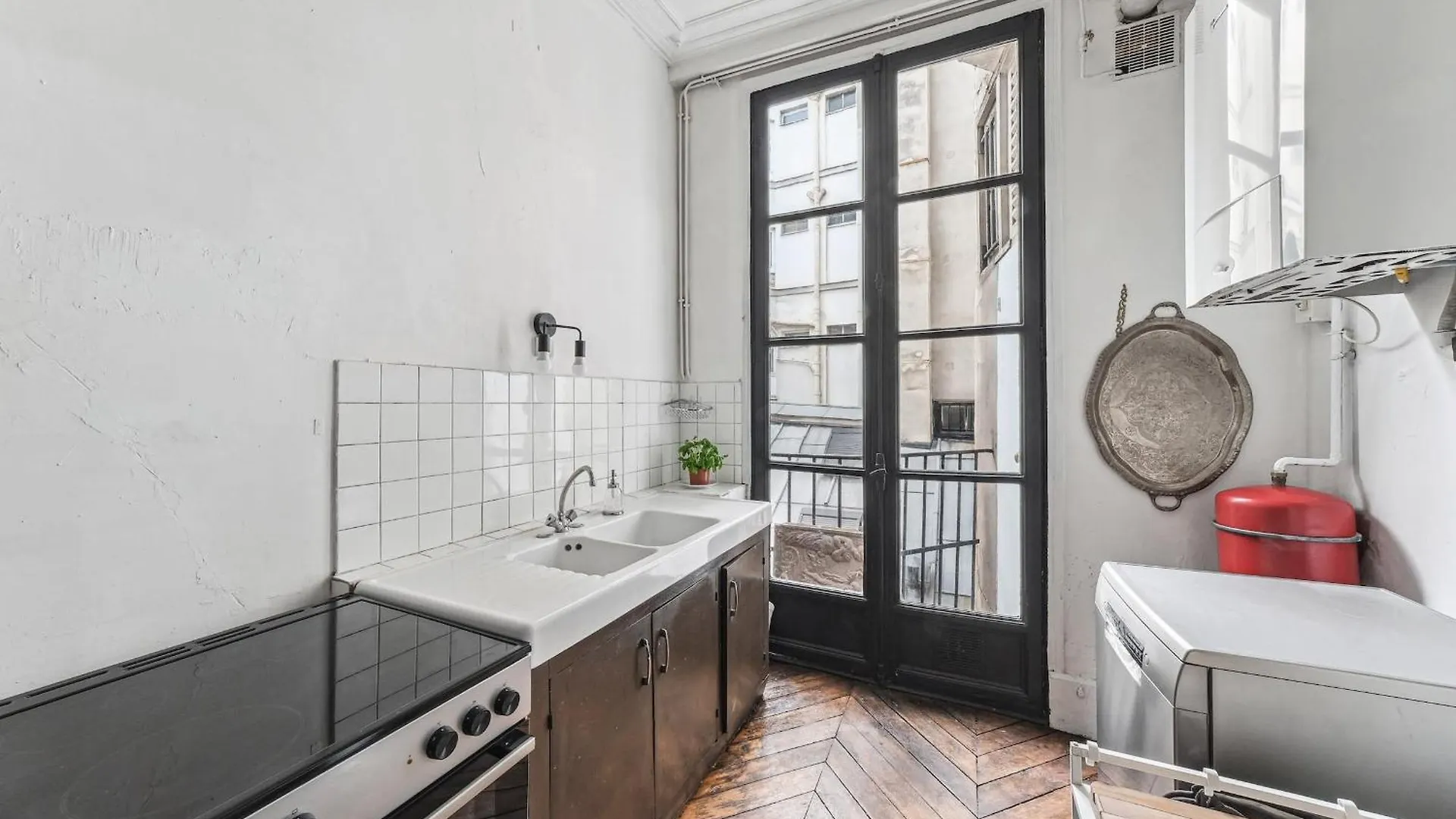 Apartment Bnbnova - 4Br - Le Marais & Hotel De Ville Paris France